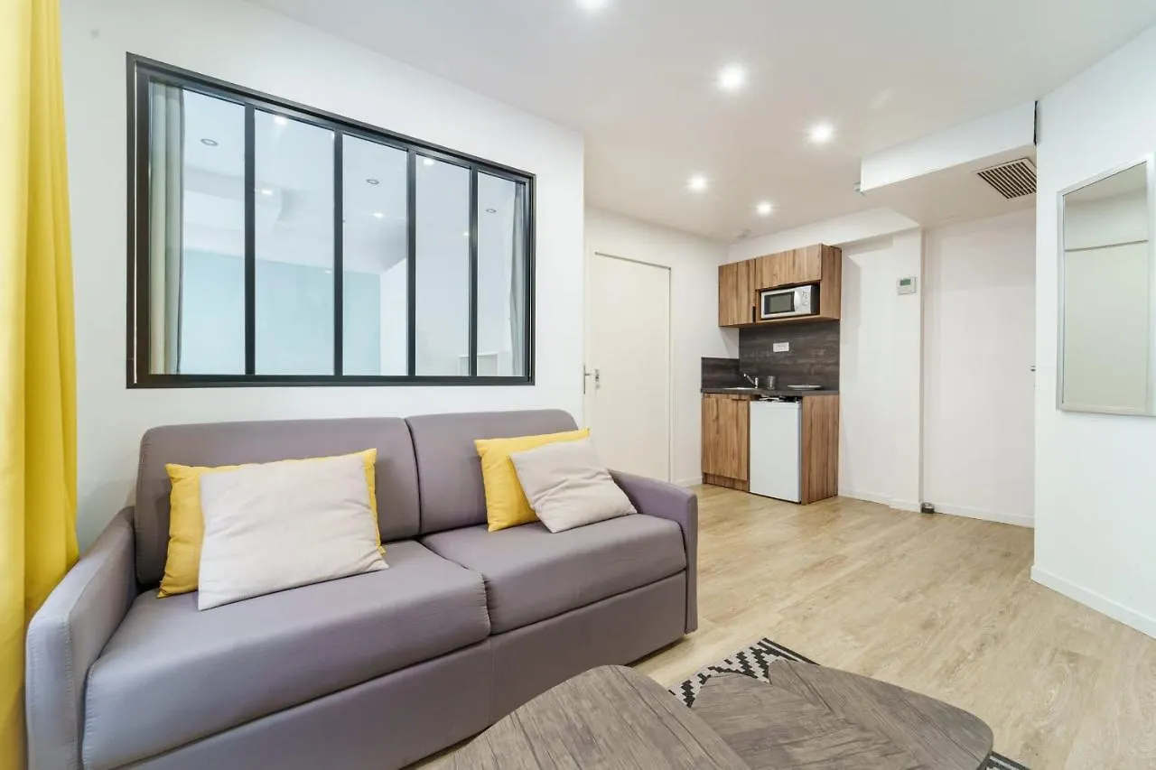 Parisian Flat With Sauna France