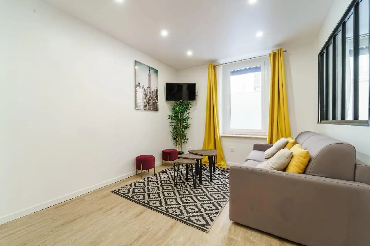 Parisian Flat With Sauna Apartment Paris